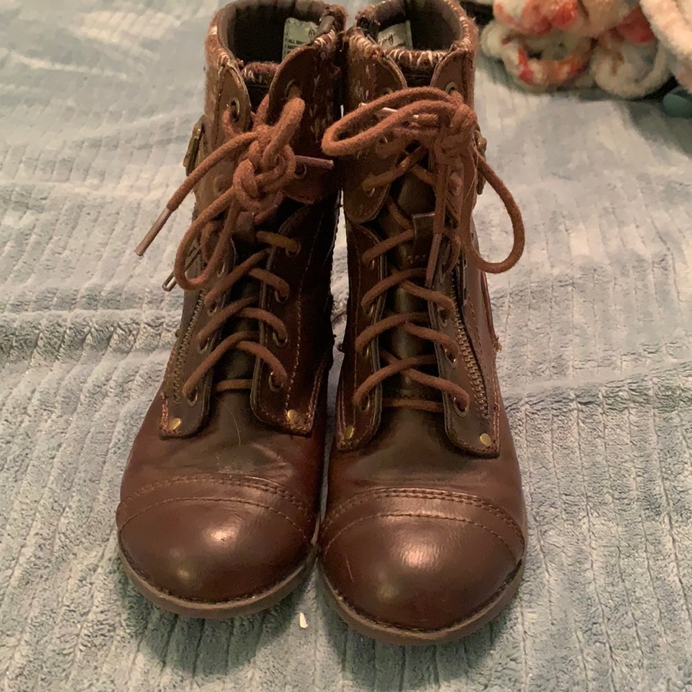 boots